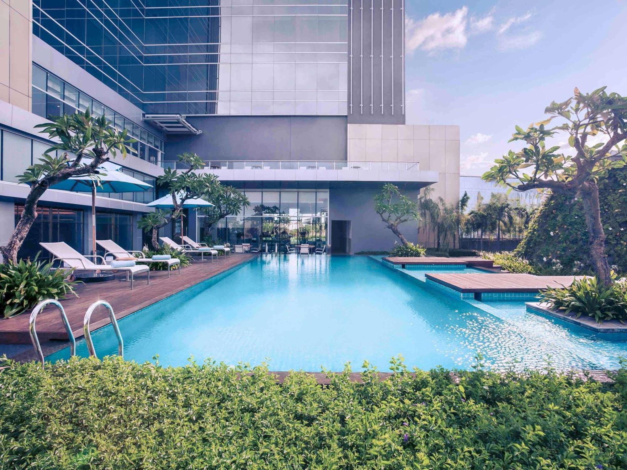 Mercure Jakarta Pantai Indah Kapuk Exterior photo